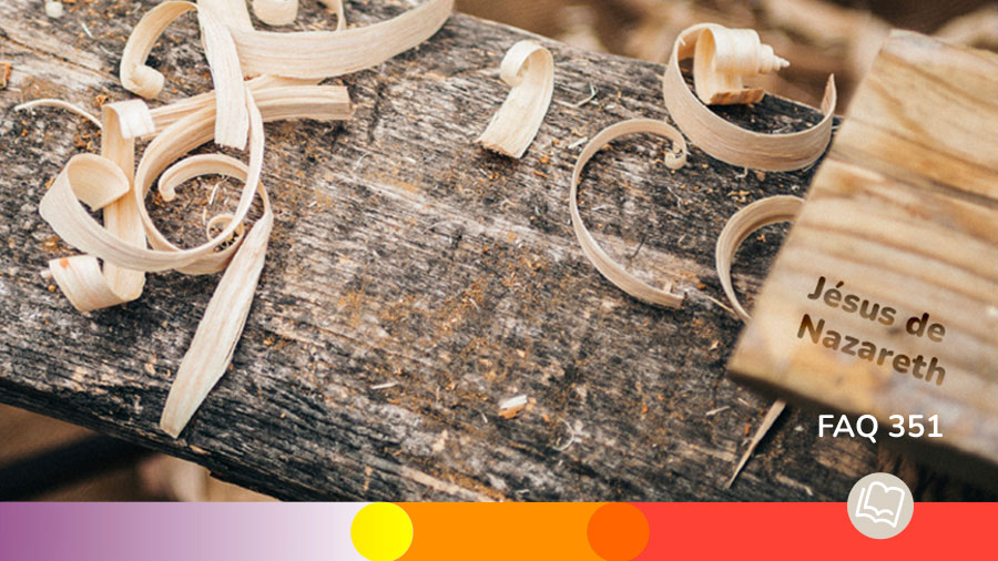 Faq 351 - Jésus de Nazareth - des copeaux de bois, le nom de Jésus gravé dans du bois