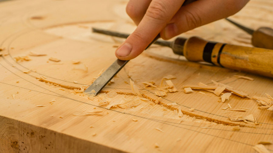 03 11 mdm Il répara l'autel de l'Eternel