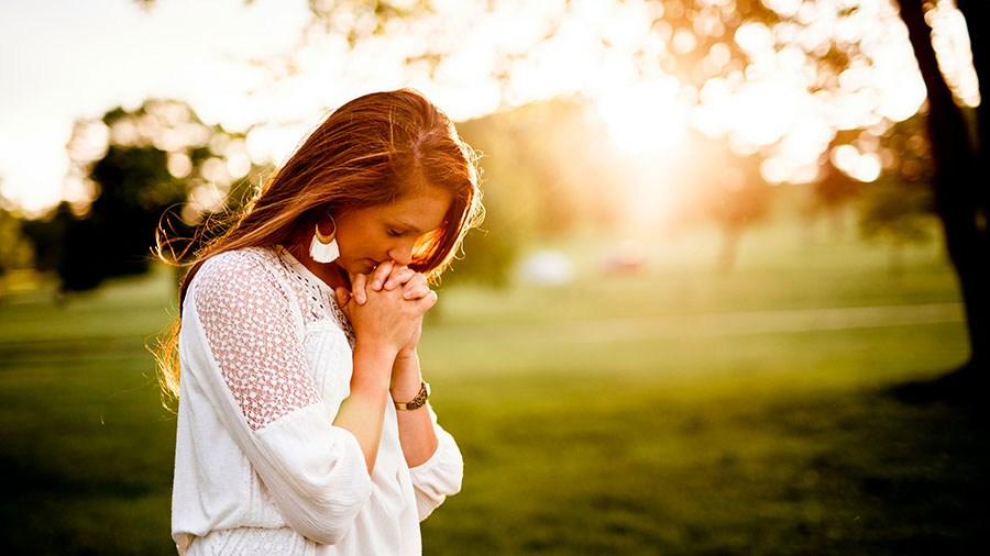 08 09 mdm Ecoutez la voix "derrière vous"