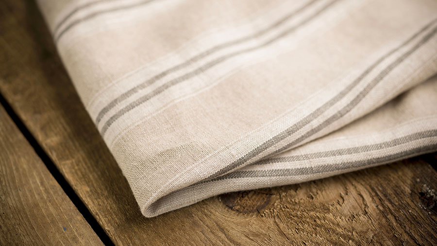 09 30 mdm Jésus prit un linge...