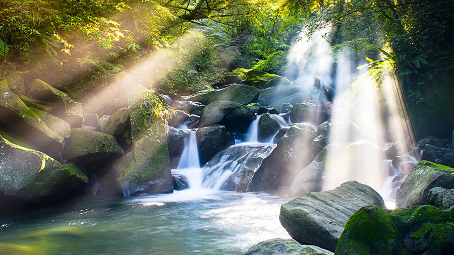 11 19 mdm Son outre était vide